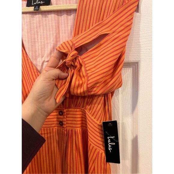 Lulus Sunshine Dreamer Coral Striped Wrap Midi Dress Size M NWT - Picture 9 of 11